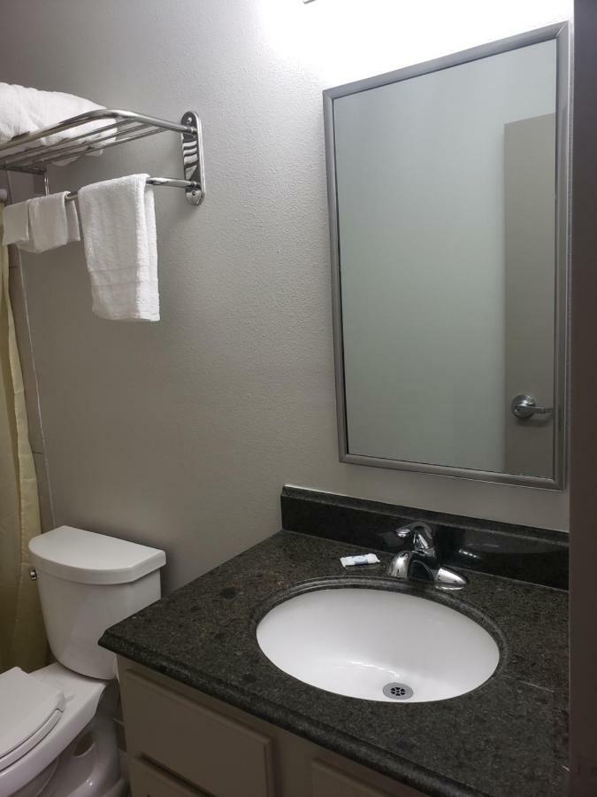 Budget & 2* Baton Rouge