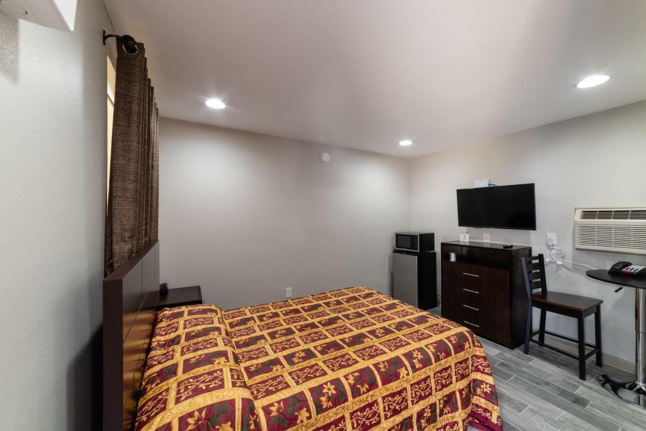 Budget & Motel 2*